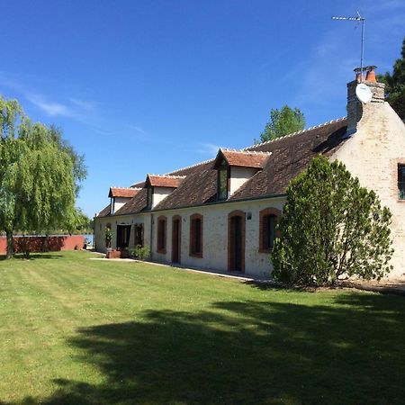 Chambre D'Hotes Le Grand Fourneau Lassay-sur-Croisne 外观 照片