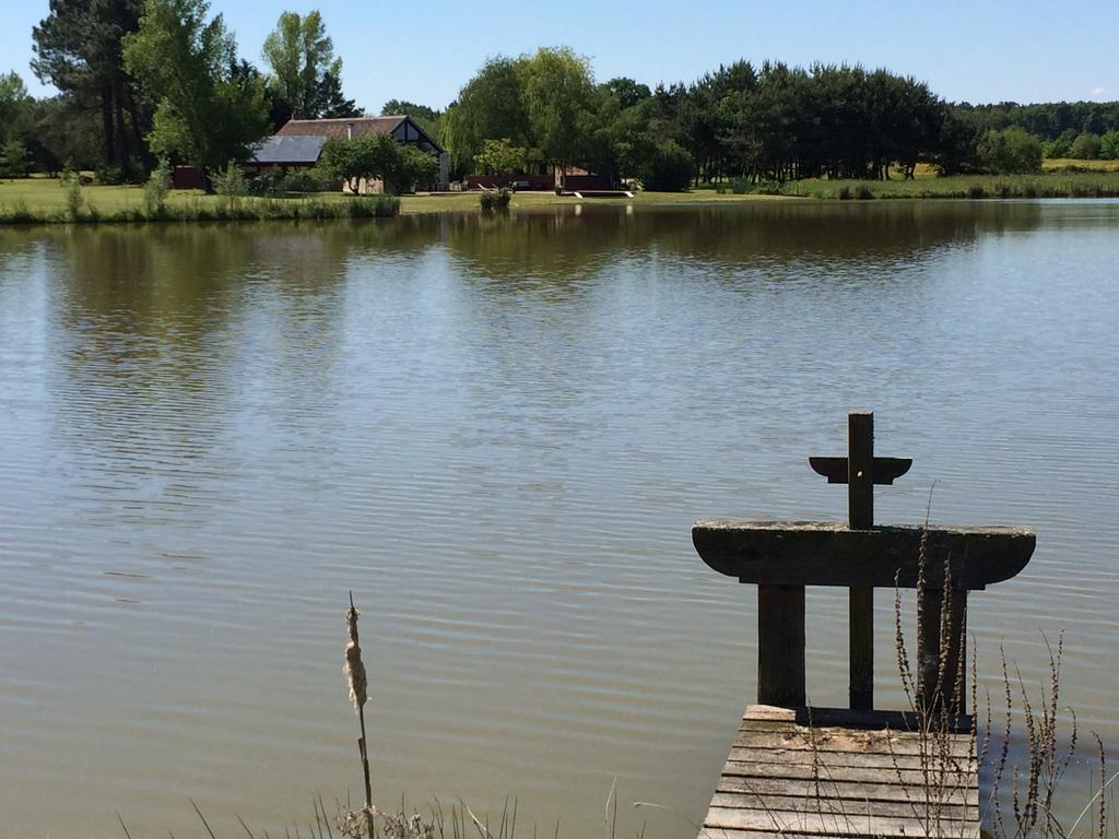 Chambre D'Hotes Le Grand Fourneau Lassay-sur-Croisne 外观 照片